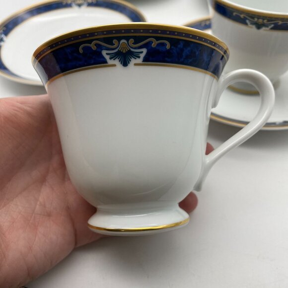 Wedgwood Embassy Collection Chadwick footed tea cup and saucer set of 3 - Picture 6 of 8